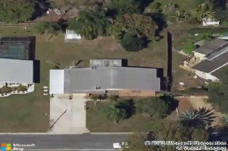 5629 36th ave n, saint petersburg,  FL 33710