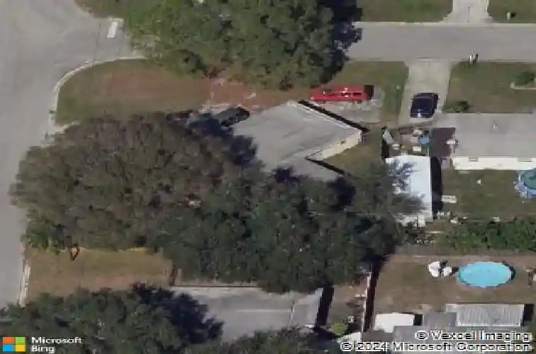 8392 95th ter, seminole,  FL 33777