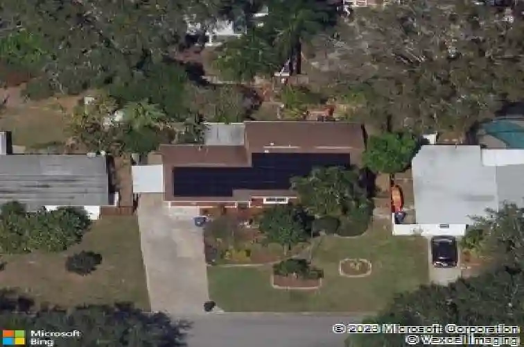 5025 33rd ave n, saint petersburg,  FL 33710