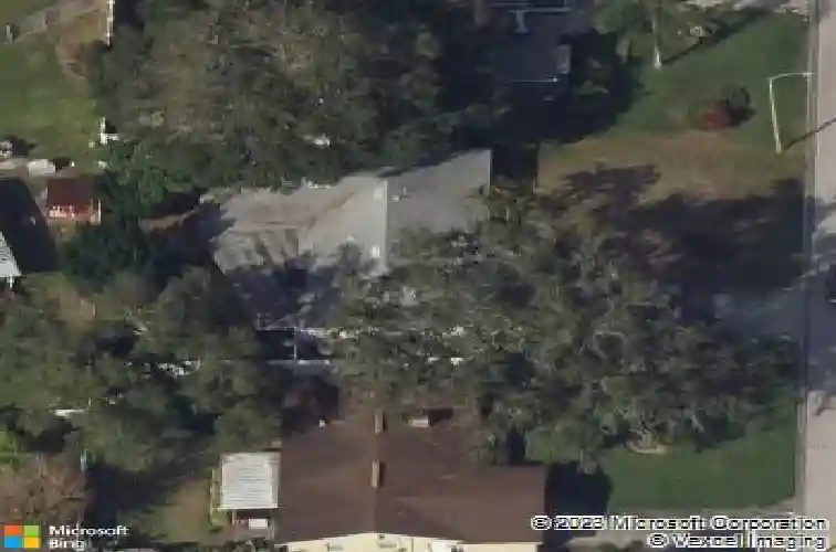 5833 25th st s, saint petersburg,  FL 33712