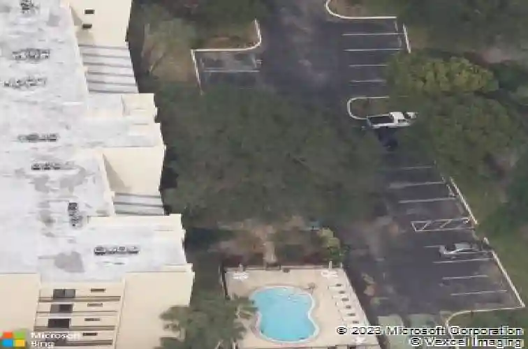 203 tarpon pt
                                ,Unit 203, tarpon springs,  FL 34689