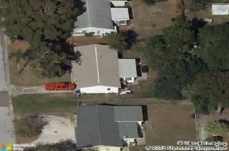 5598 5th way s, saint petersburg,  FL 33705