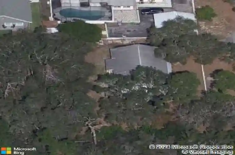 504 s camelia ave, tarpon springs,  FL 34689