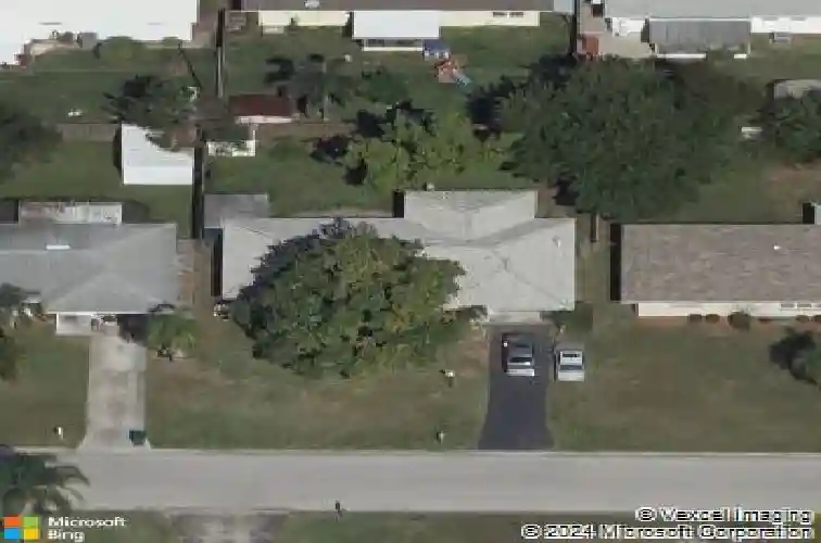 11425 80th ave, seminole,  FL 33772