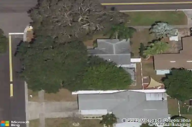 8585 denise dr e, seminole,  FL 33777