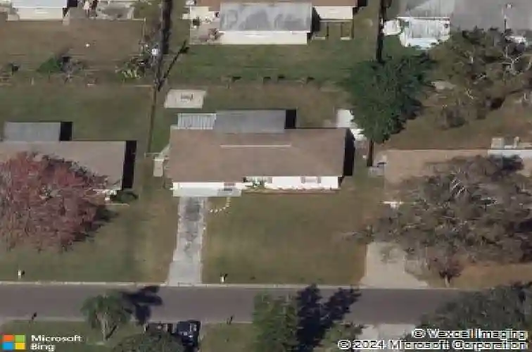 8339 75th ave, seminole,  FL 33777