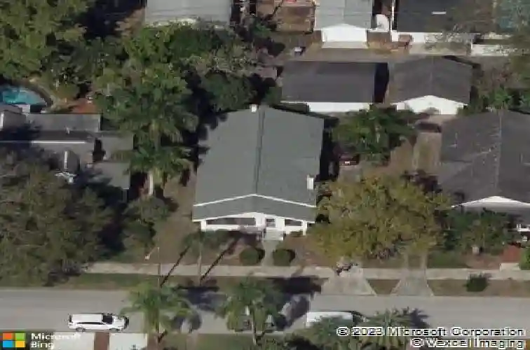 135 19th ave ne, saint petersburg,  FL 33704