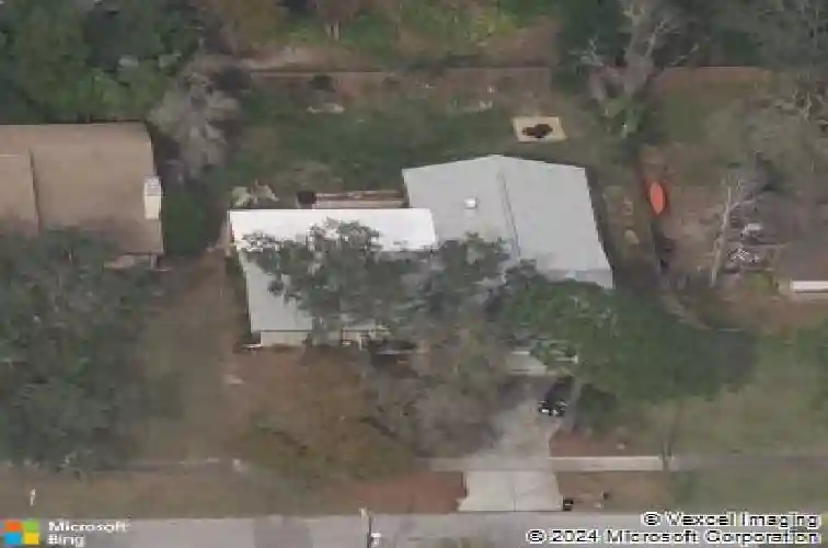 1390 ventnor ave, tarpon springs,  FL 34689