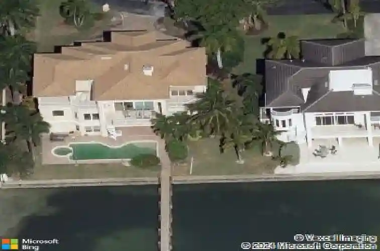 7680 paradise pointe cir s, saint petersburg,  FL 33711