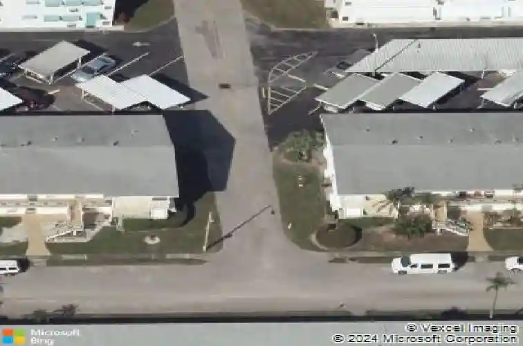 2011 58th avenue n
                                ,Unit 20, st petersburg,  FL 33714