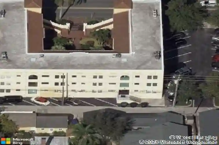 210 22nd ave ne #15
                                ,Unit Apt 15, saint petersburg,  FL 33704