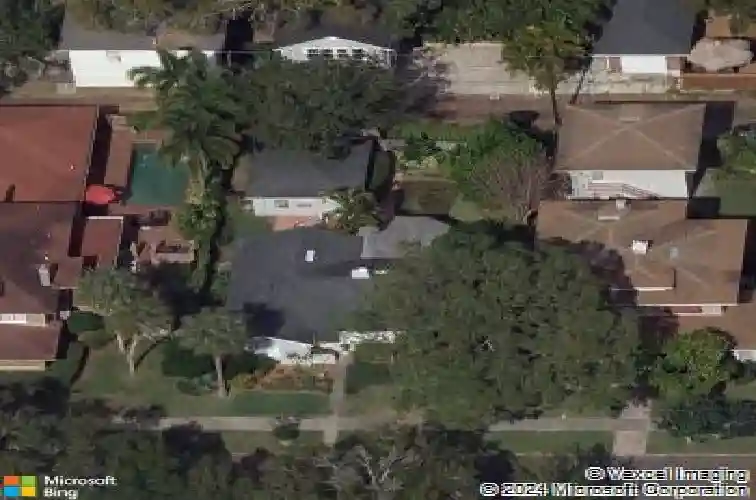 615 14th ave ne, saint petersburg,  FL 33701