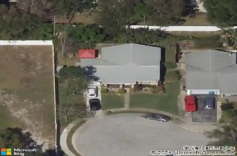 8037 powder horn circle, largo,  FL 33773