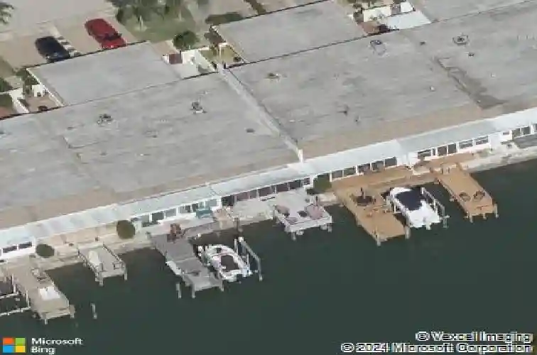 476 boca ciega point boulevard s, st petersburg,  FL 33708