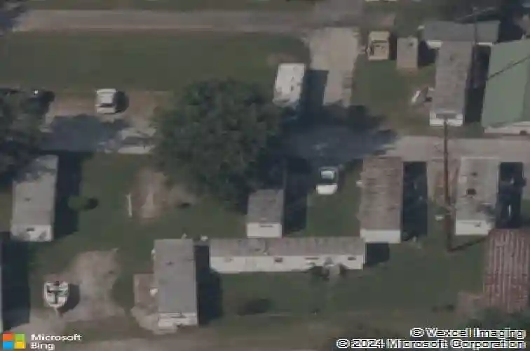 1904 s 8th st, rogers,  AR 72758