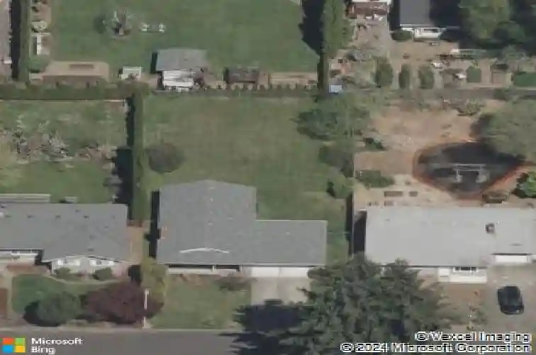 1703 se bush st, hillsboro,  OR 97123