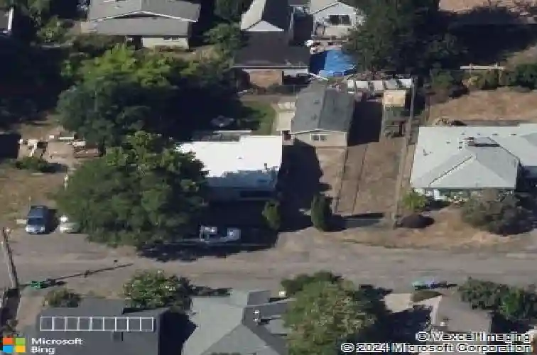 5703 se liebe st, portland,  OR 97206
