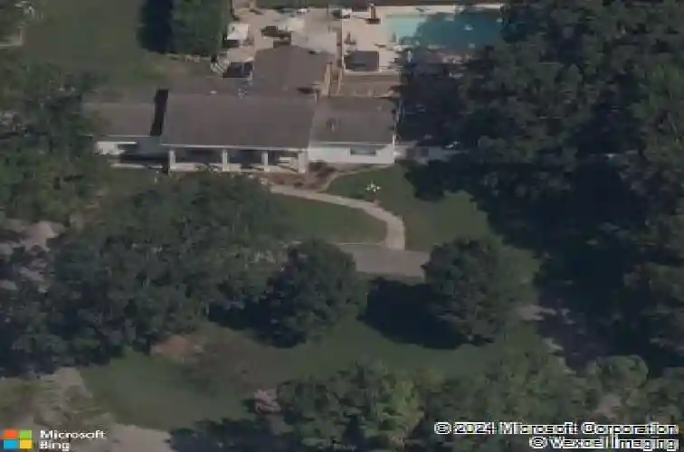 3601 w seneca ct, rogers,  AR 72758