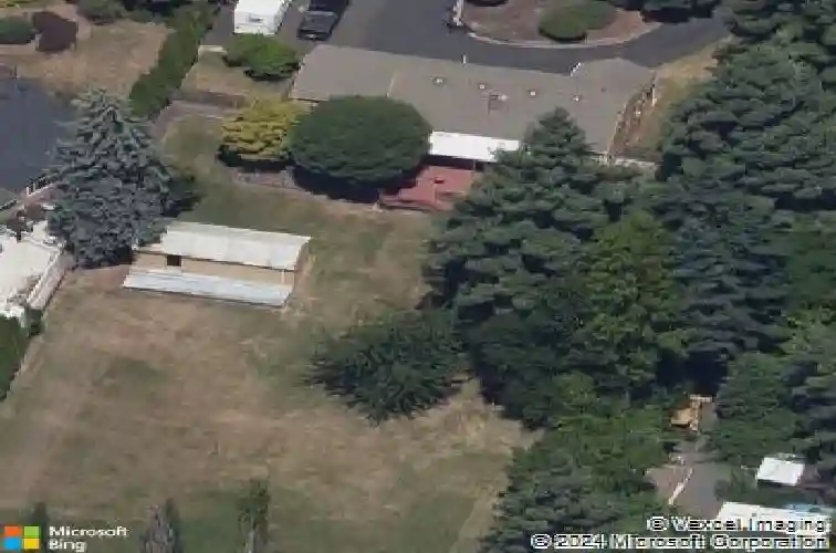 710 ne south shore rd, portland,  OR 97211