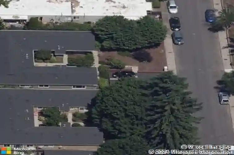 137 se 73rd ave, portland,  OR 97215