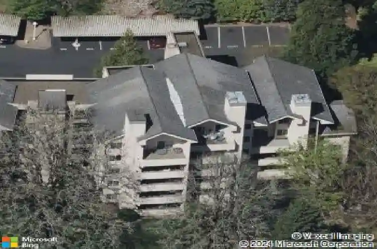 6645 w burnside st #550, portland,  OR 97210