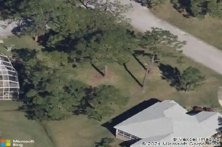 otter court, tarpon springs,  FL 34689