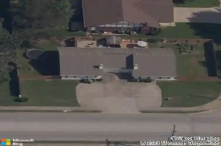 2601 w olive st, rogers,  AR 72756