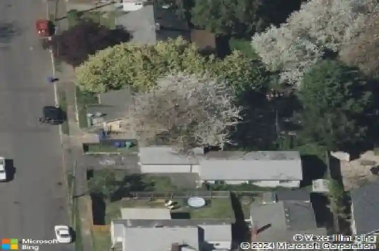 8450 n seward ave, portland,  OR 97217