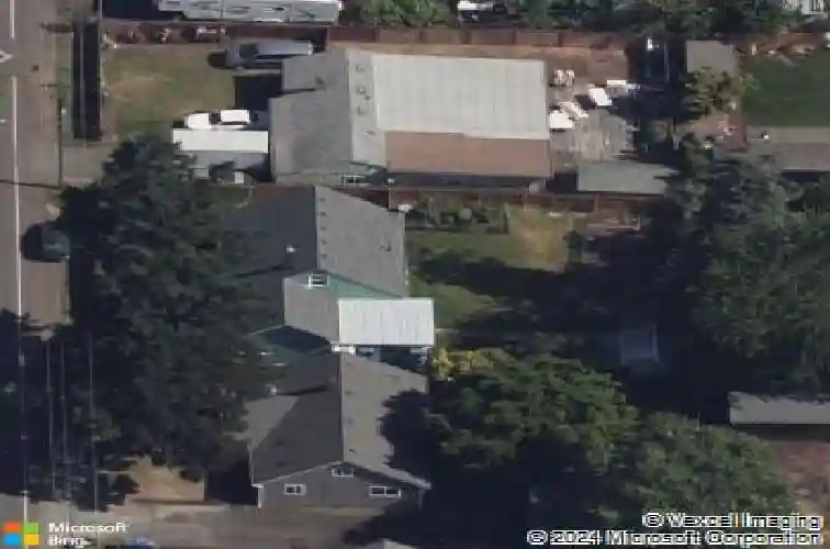 2204 se 117th ave, portland,  OR 97216