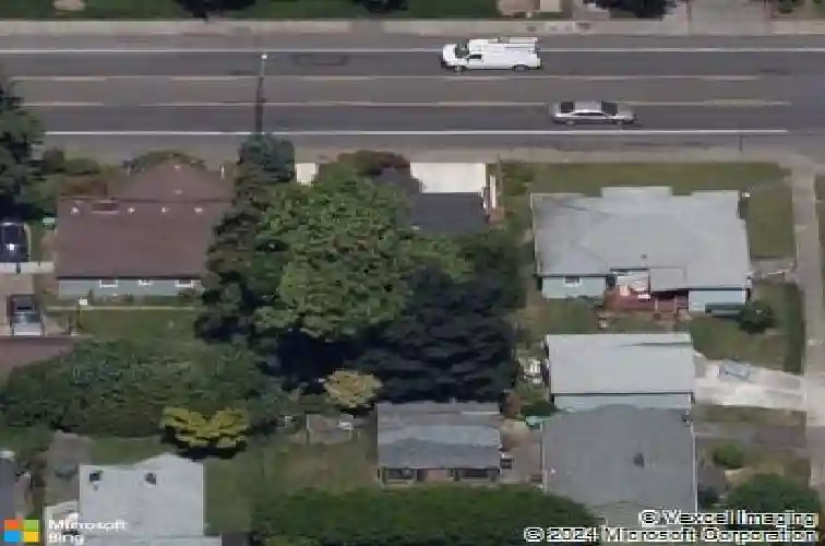 6320 se division st, portland,  OR 97206