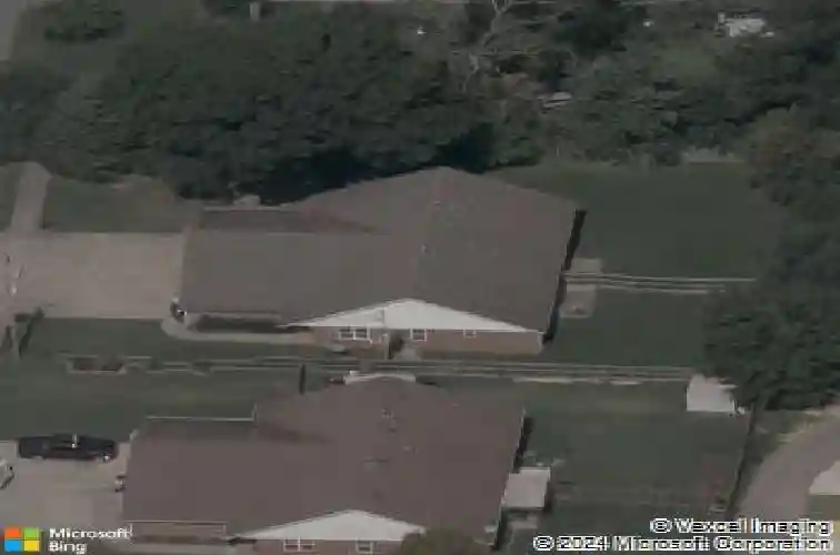 910 nw a st, bentonville,  AR 72712