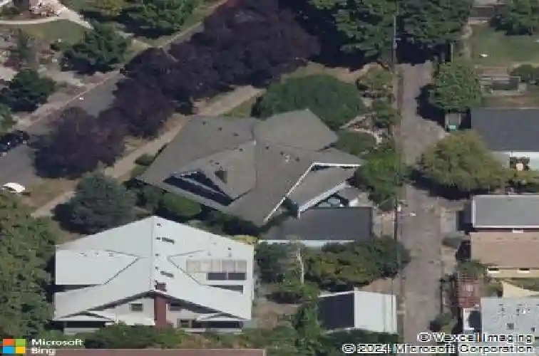 1836 se locust ave, portland,  OR 97214