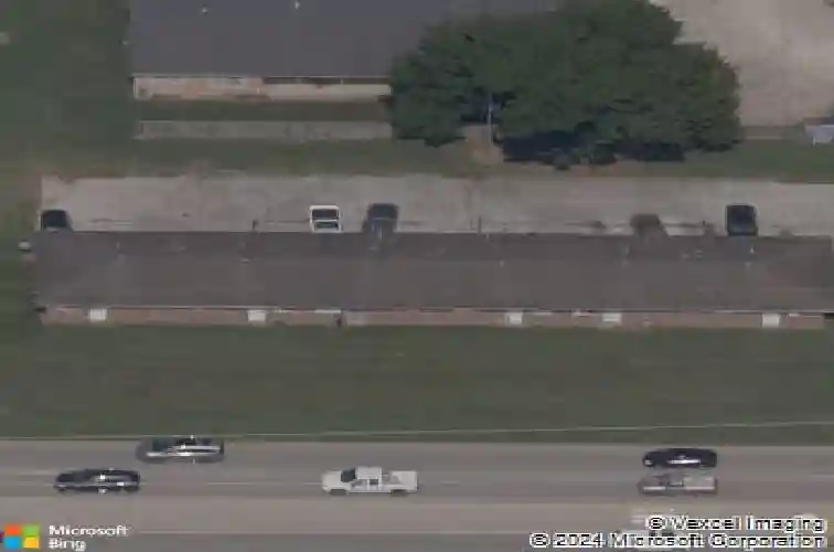 211 se 14th st, bentonville,  AR 72712