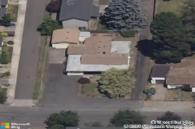 7837 se harney st, portland,  OR 97206