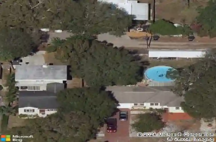 4560 11th ave n, saint petersburg,  FL 33713