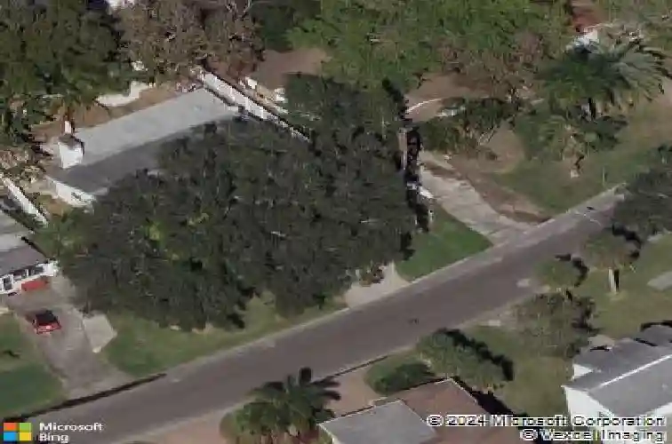 1943 shore acres blvd ne, saint petersburg,  FL 33703