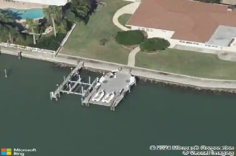 236 howard drive, belleair beach,  FL 33786