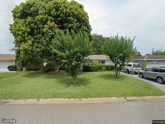 1903 42nd way n, saint petersburg,  FL 33713