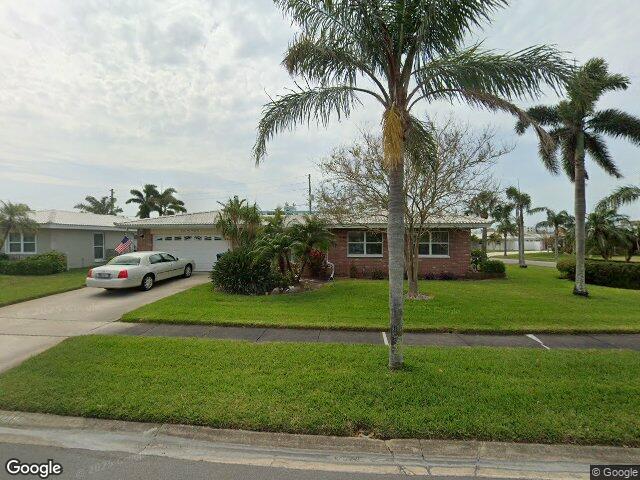 14996 imperial point dr n, largo,  FL 33774