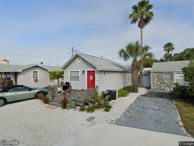 433 137th avenue cir, madeira beach,  FL 33708