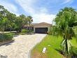 2001 massachusetts ave ne, saint petersburg,  FL 33703