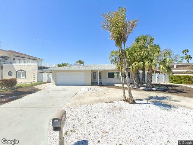 2192 louisa dr, belleair beach,  FL 33786