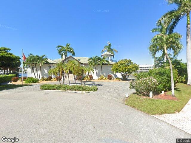 224 7th st e, saint petersburg,  FL 33715