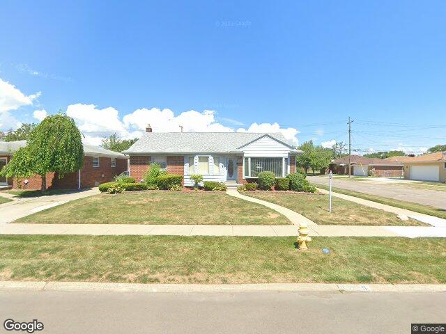 16215 stricker ave, eastpointe,  MI 48021