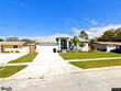 6121 33rd ave n, saint petersburg,  FL 33710