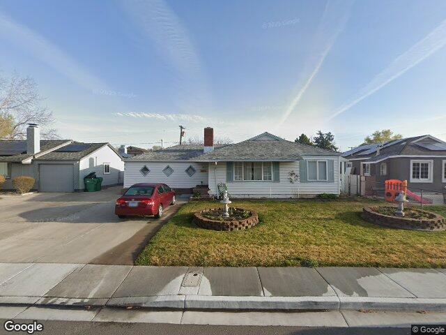 10 e j st, sparks,  NV 89431