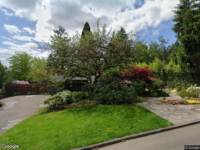 3619 sw 50th ave, portland,  OR 97221
