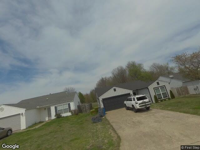 2905 ne 12th st, bentonville,  AR 72712