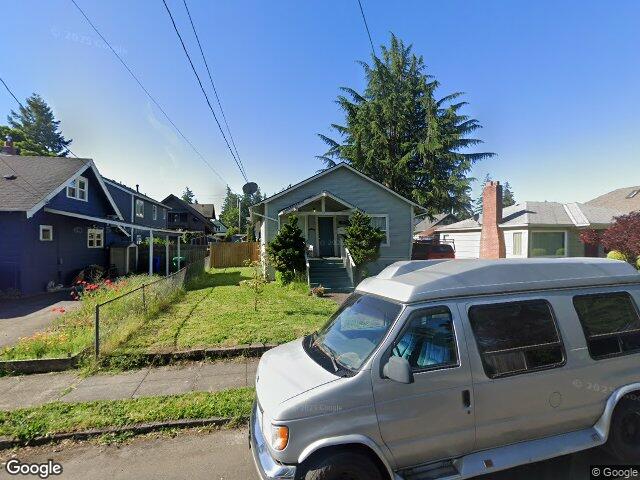 7336 se steele st, portland,  OR 97206