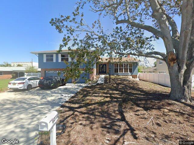 8273 131st way, seminole,  FL 33776